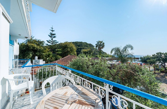 Apartment 'Alex Bar 3' with Sea View, Wi-Fi and Air Conditioning