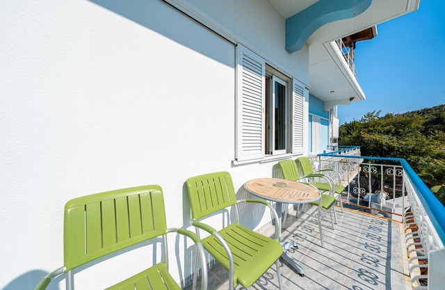 Apartment 'Alex Bar 7' with Sea View, Wi-Fi and Air Conditioning