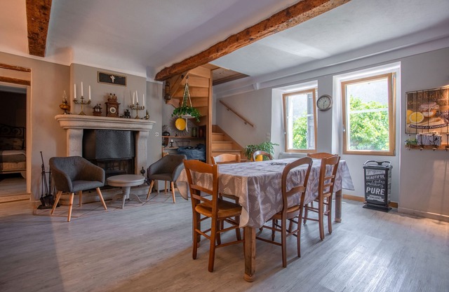Apartment 'Authentic and Comfortable' with Shared Garden