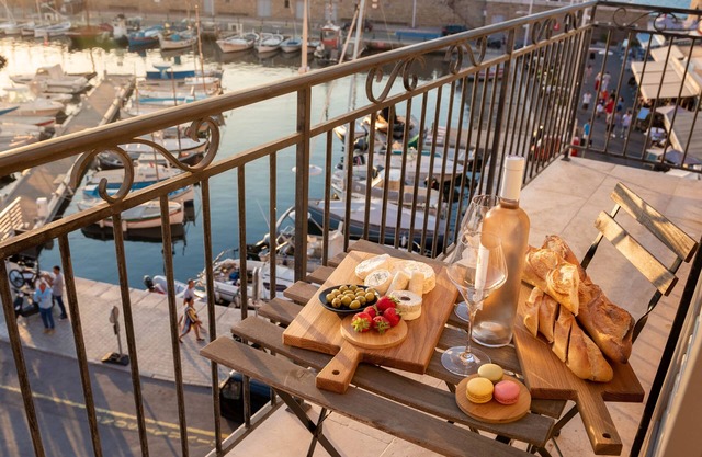 Apartment Bellevue with balcony on the port of Saint-Tropez