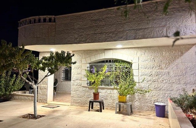 apartment between ajloun castle and Jerash ruins
