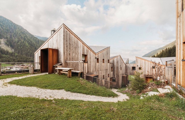 Apartment 'Blasla Sterngugga' with Mountain View, Private Terrace and Wi-Fi