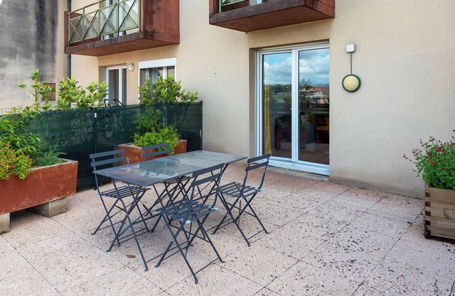 Apartment Bright Garage Terrace