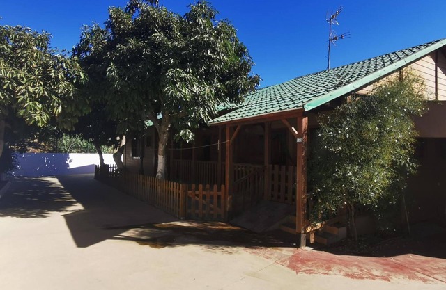 Apartment 'Bungalow Cerca De La Playa' with Shared Pool, Wi-Fi and Air Conditioning