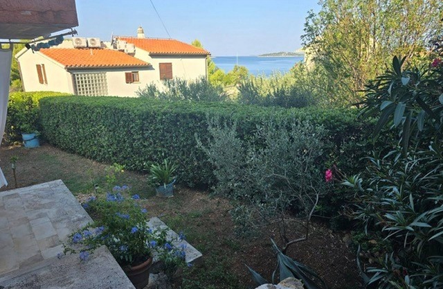 Apartment Bunja (114581-A1) - Prvic Sepurine