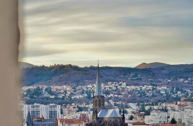 Apartment Cosy Clermont Centre, Pet friendly !