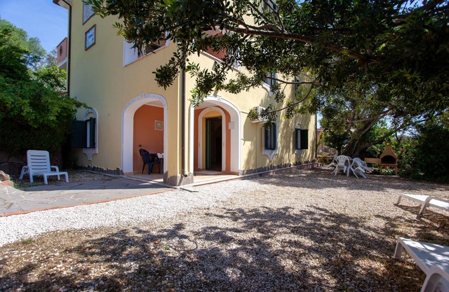 Apartment "Cuore" close to the Beach with Garden & Wi-Fi