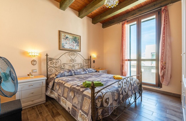 Apartment 'Da Giò, A Due Passi Dal Mare' with Private Terrace and Air Conditioning