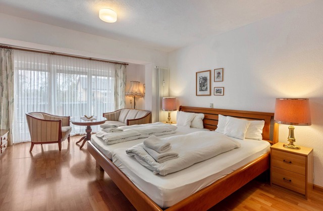 Apartment 'Doppelzimmer Zuzüglich Schlafraum' with Private Terrace and Wi-Fi