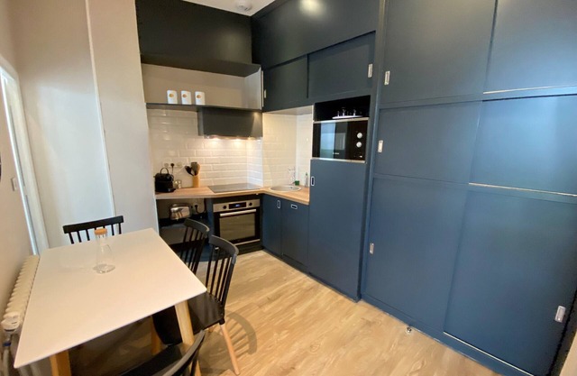 Apartment-Family-Ensuite with Shower-Courtyard view-Appartement plain pied