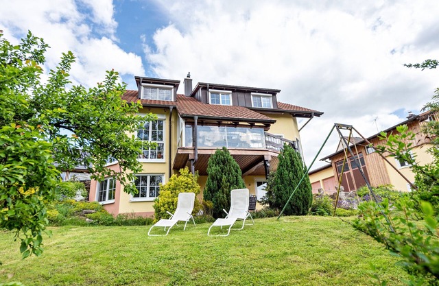 Apartment 'Ferienwohnung Alexandra' with Terrace, Shared Garden and Wi-Fi