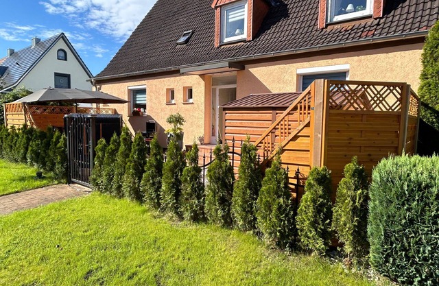 Apartment 'Ferienwohnung Gitti Ueckermünde' with Private Terrace and Wi-Fi