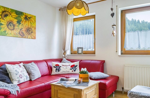 Apartment 'Ferienwohnung U' with Private Terrace, Shared Garden and Wi-Fi