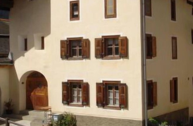 Apartment Ferienwohnung Chasa Crusch 117 in Ardez - 10 persons, 4 bedrooms