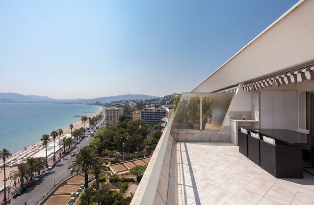 Apartment FOOT IN THE WATER 60M2 - 1 bedroom- Garage