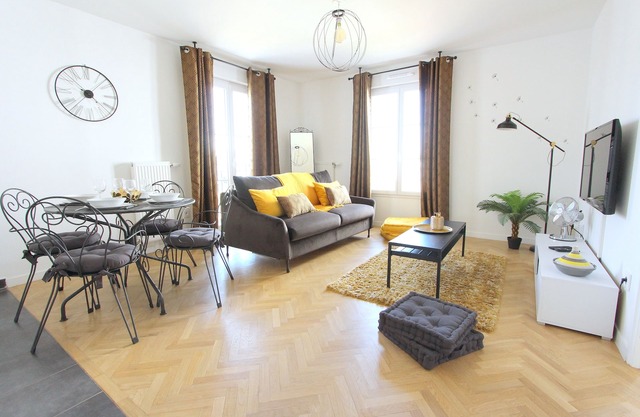 Apartment for 4 people Serris Val d'Europe (VICTORIA2)