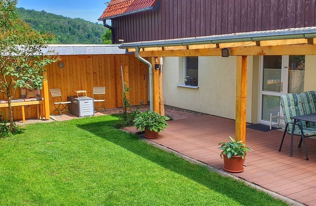 Apartment for 4 persons. 65 sqm, living room, 2 bedrooms, kitchen, bathroom, terrace.