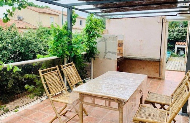 Apartment Saint-Jean-Lasseille, 2 bedrooms, 6 persons
