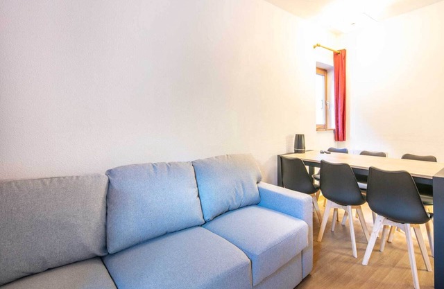 Apartment in Saint-Sorlin with Mountain Views