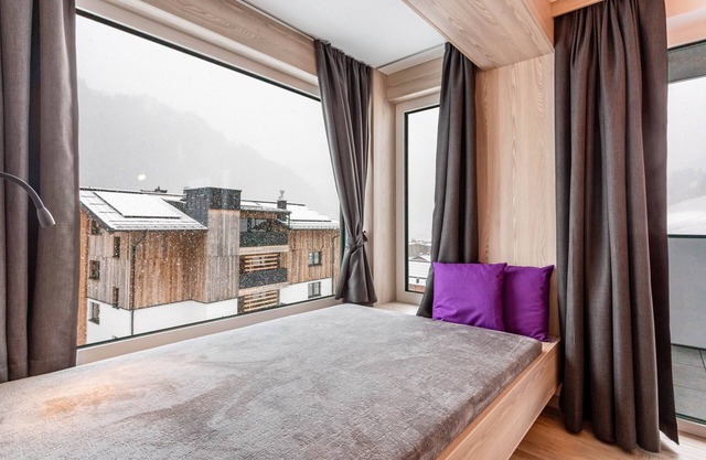 Apartment "Grauzone Grossarl App. Nr. 4 Shine" with Mountain View, Private Terrace and Wi-Fi