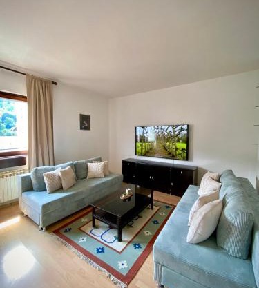 Apartment Hadi