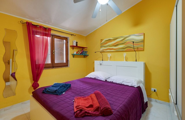 Apartment 'Home Holidays Pintadera 1' with Garden & Wi-Fi