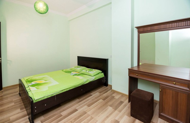 Apartment ia at kuchishvili10