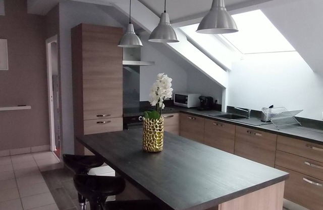Apartment ideally located LOCTUDY