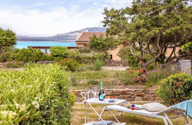 Apartment 'Il Pesce Innamorato - Stintino' with Sea View and Private Terrace