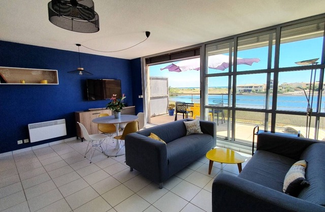 Apartment in a naturist residence with sea view