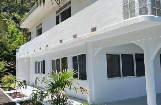 Apartment in a villa on the beach. Ocean view