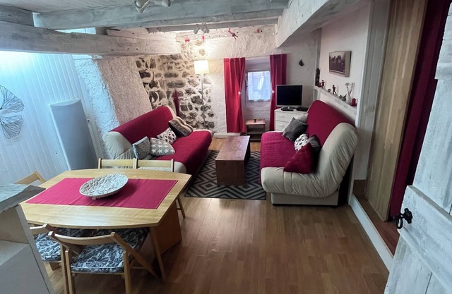Apartment in a village at the gateway to the Mercantour