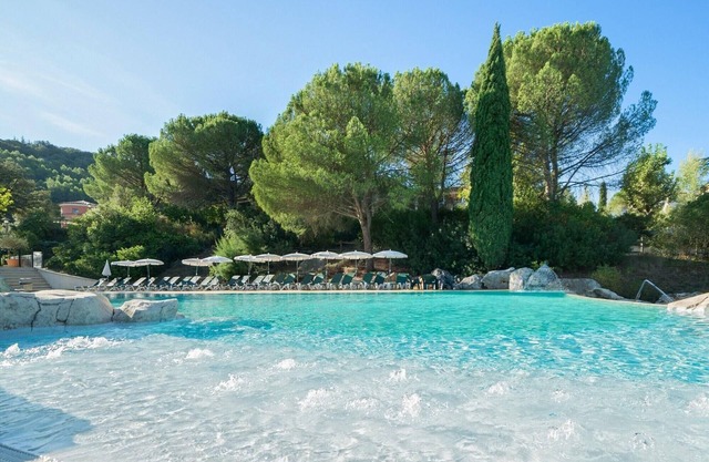 Apartment in Ardeche in a leisure residence with swimming pools