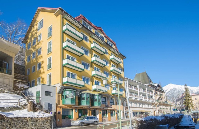 Apartment in Bad Gastein near Ski Lifts