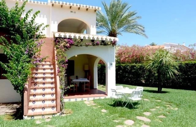 APARTMENT IN BEACHFRONT. WIFI.