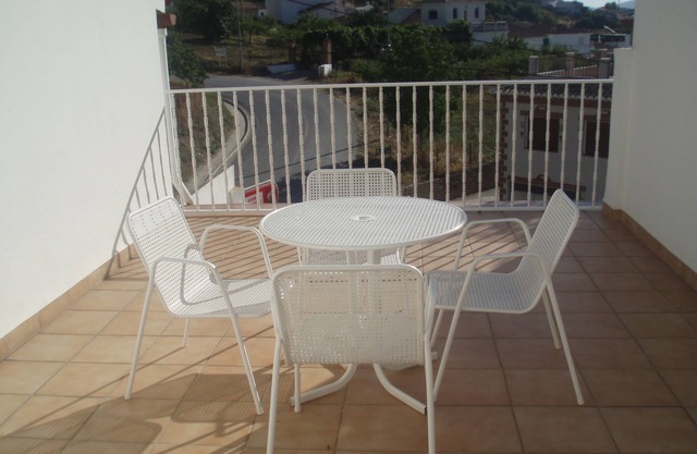 Apartment in Montefrio, with terrace.