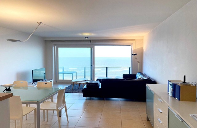 Apartment in Nieuwpoort with Stunning Sea Views