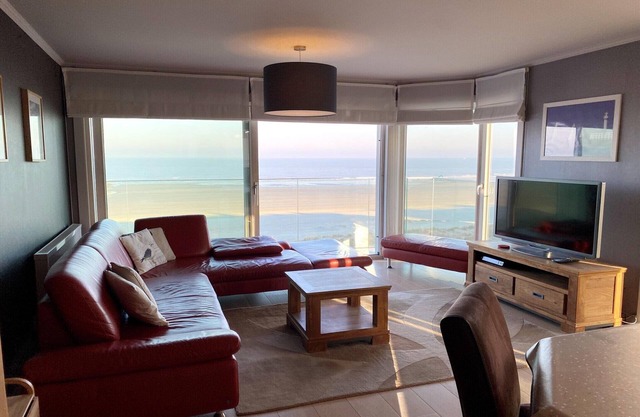 Apartment in Nieuwpoort by the Beach