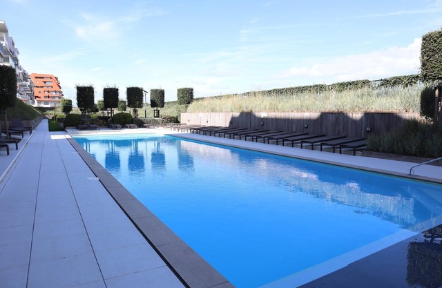 Apartment in Nieuwpoort with Pool & Terrace