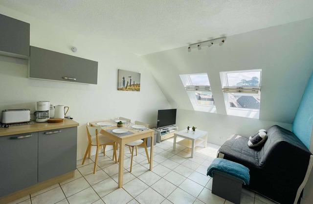 Apartment in Trestraou plage de Perros Guirec