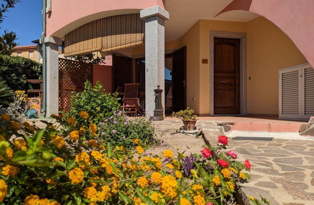 Apartment 200 meters from the sea!