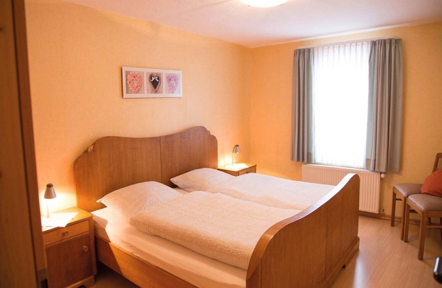 Apartment 'Klatschmohn' with shared terrace and Wi-Fi