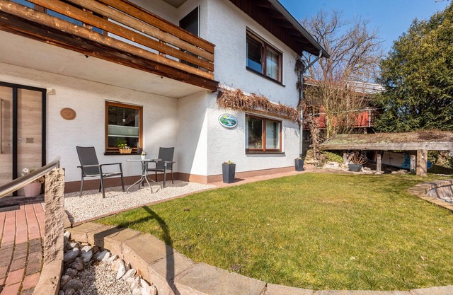 Apartment 'Klein Und Fein' with Private Terrace, Private Garden and Wi-Fi