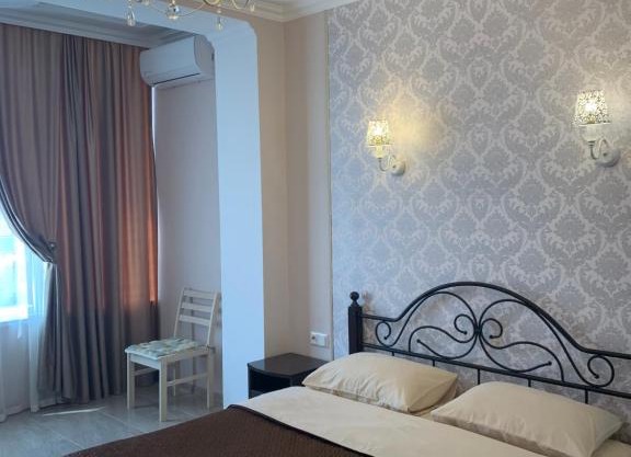 Apartment Krymskaya 19V