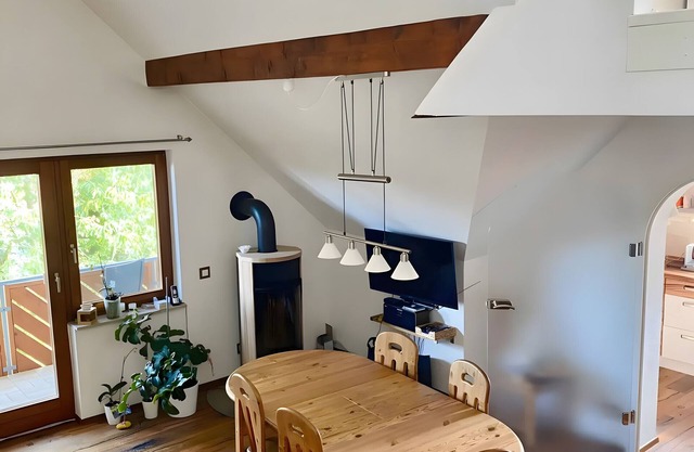 Apartment 'Lufs Loft' with Mountain View, Shared Garden and Wi-Fi