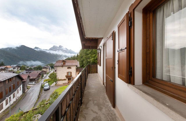 Apartment 'La Casa Dei Cervi' with Mountain View, Balcony and Wi-Fi