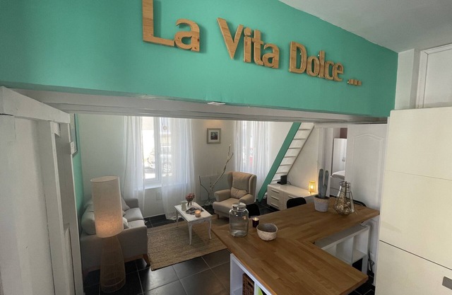 Apartment 'Le Cabanon De Manon' with Wi-Fi