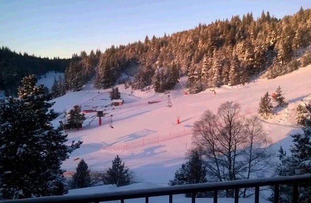Apartment located on the slopes next to a kindergarten