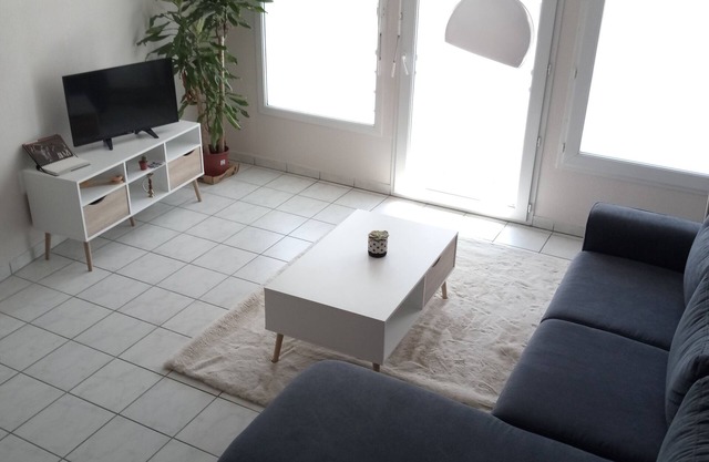 Apartment near Bourgines park 10 mn walk from downtown 3 people
