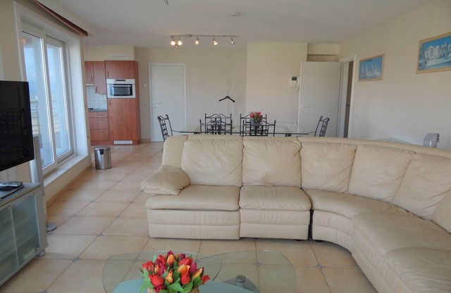 Apartment Nieuwpoort with Stunning Sea Views